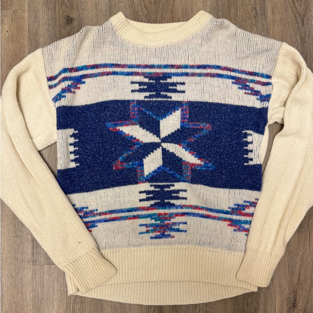 Vintage Sundays Southwestern Geometric Sweater Medium‎